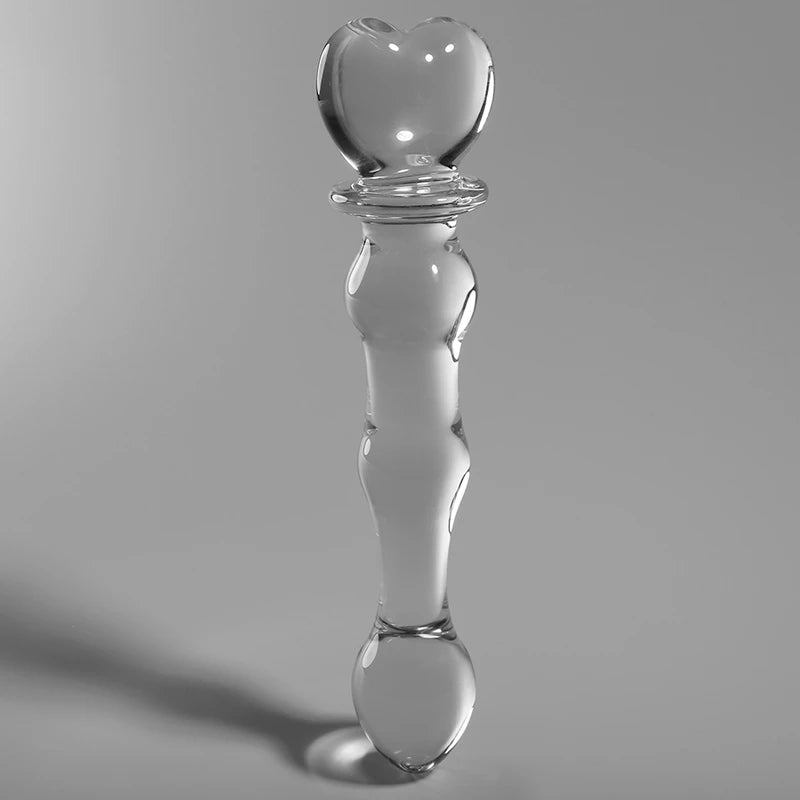 Godemichet en verre transparent avec tête en forme de cœur et design lisse en verre borosilicate body-safe