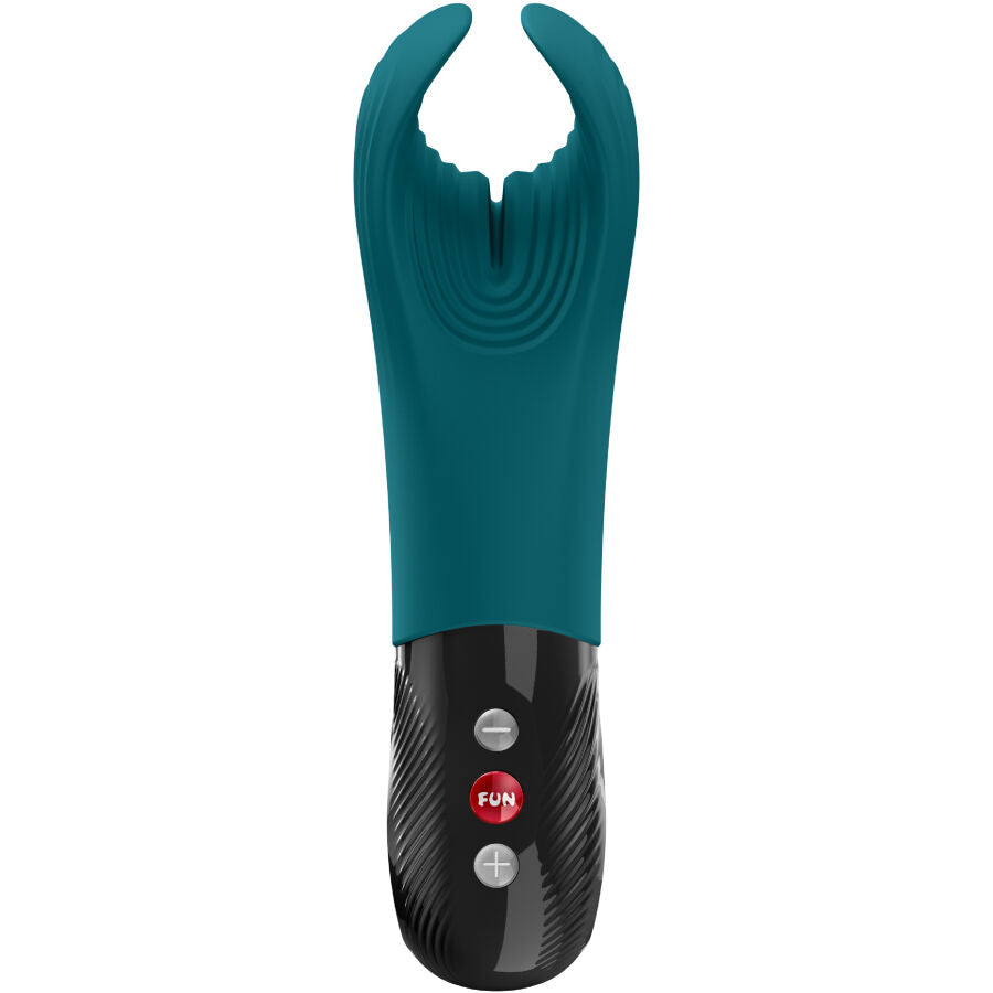 Vibromasseur couple vert en silicone avec embout ouvert texturé et boutons de contrôle vue de face sur fond blanc